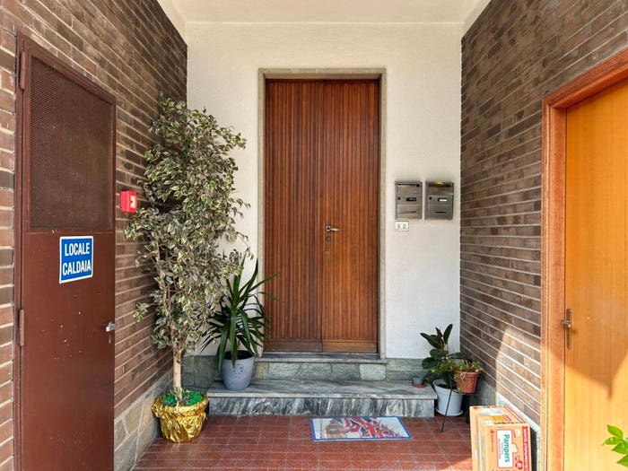 Appartamento trilocale in vendita in Via Torino, Induno Olona