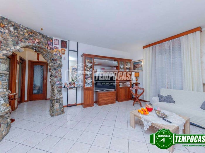 Appartamento trilocale in vendita in Via Santo Sepolcro C, Via Taverna Ospedale, Piacenza