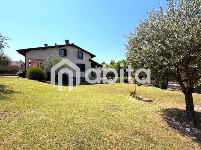 Casa con 6 locali in vendita in via del cesto, Figline Valdarno, Figline e Incisa Valdarno