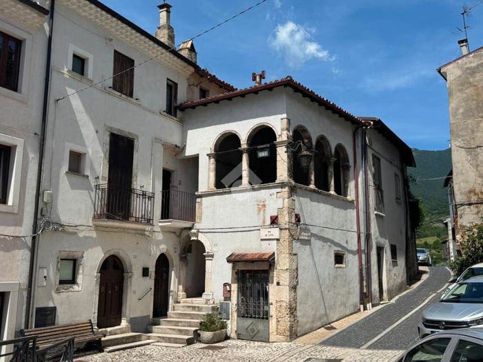 Appartamento trilocale in vendita in appartamento Via De Letis, Centro, Castel di Sangro