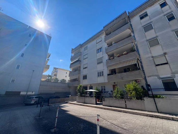 Appartamento trilocale in vendita in Via Corsica, Canosa di Puglia