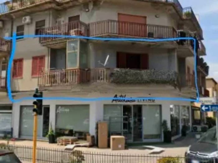 Appartamento trilocale in vendita in Via della Stazione, Centro, Fondi