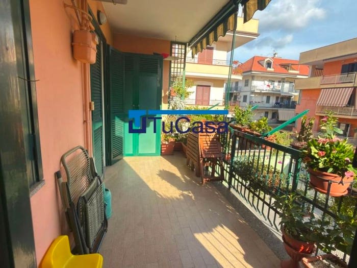 Appartamento trilocale in vendita in Via Giuseppe Moscati Ovest, Monaci, Giugliano in Campania