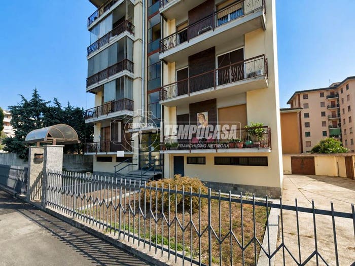 Appartamento trilocale in vendita in Via Umbria, San Bernardo Olmo, Lodi