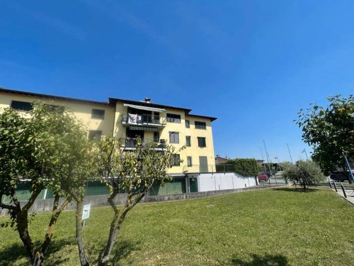 Appartamento bilocale in vendita in Via Santuario, Lonato, Lonato del Garda
