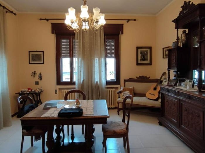 Casa con 6 locali in vendita in ADRIA Via Cordella, Centro, Adria