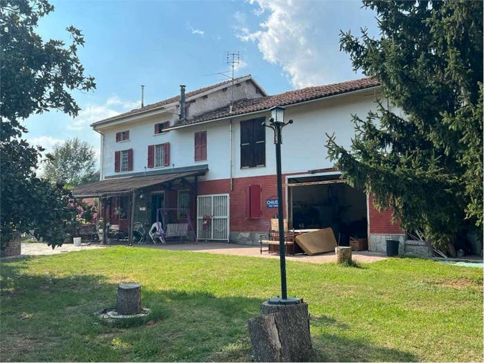 Casa con 6 locali in vendita in Gamalero