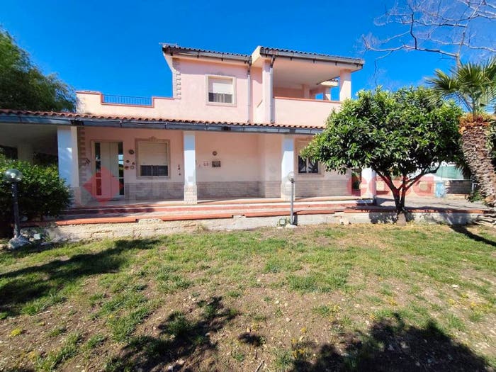 Casa con 6 locali in vendita in Via Isole Ellice, Arenella, Siracusa