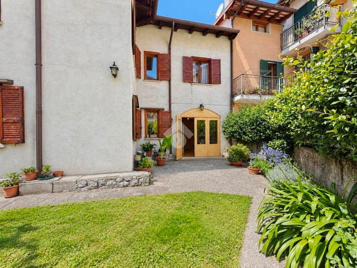 Casa con 5 locali in vendita in Via S Rocco, Gemona, Gemona del Friuli