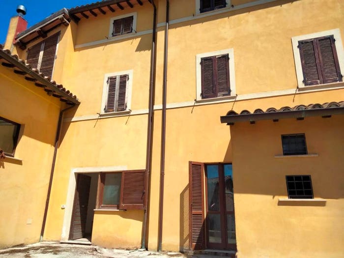 Casa quadrilocale in vendita in Vocabolo Colle, Gaifana Colle, Nocera Umbra