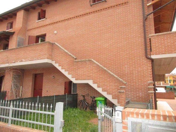 Appartamento quadrilocale in affitto in Via Ermes Dal Vecchio, Occhiobello