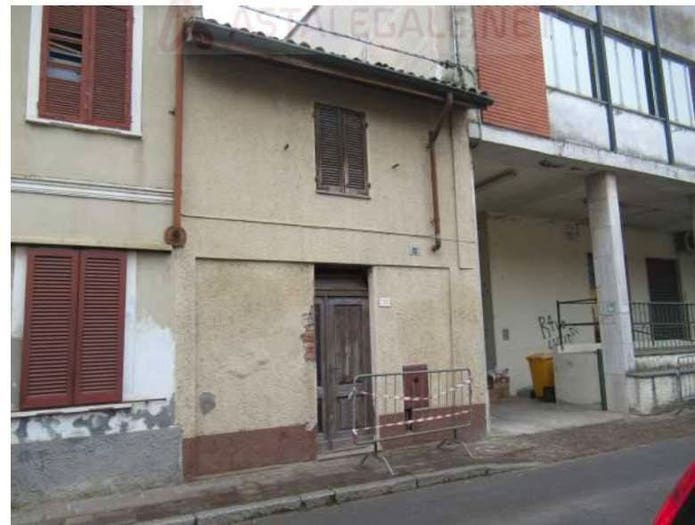 Casa quadrilocale in vendita in Via Garibaldi, Ferrera Erbognone