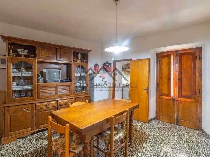 Casa con 5 locali in vendita in Via Castello, Pomarance