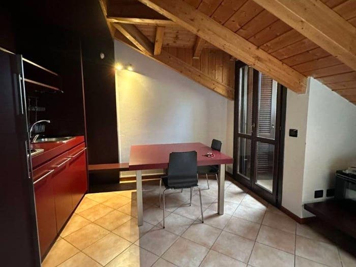 Casa bilocale in vendita in Viale Dante Alighieri, San Martino, Novara