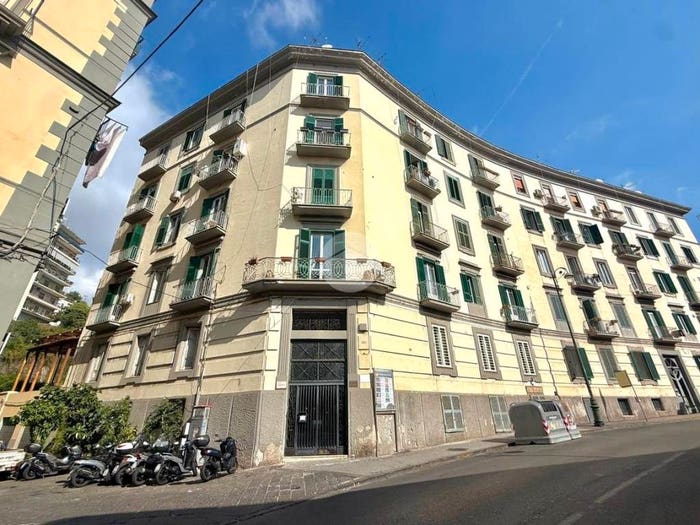 Appartamento trilocale in vendita in Corso Vittorio Emanuele, Mergellina Piedigrotta, Napoli