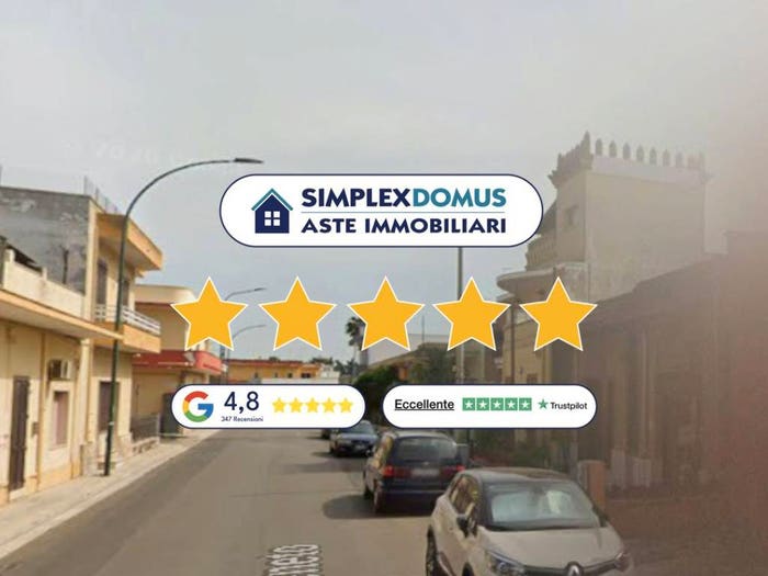 Appartamento con 5 locali in vendita in Via Vittorio Veneto, Centro, Guagnano