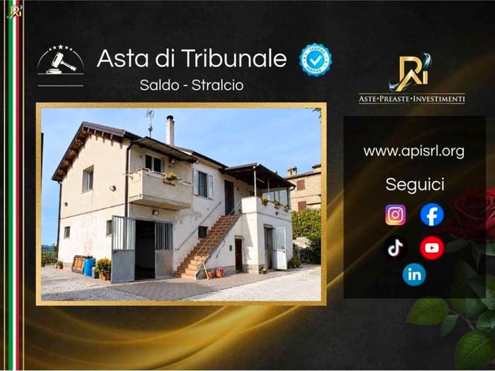Appartamento con 6 locali in vendita in Contrada Piemarano, Lapedona