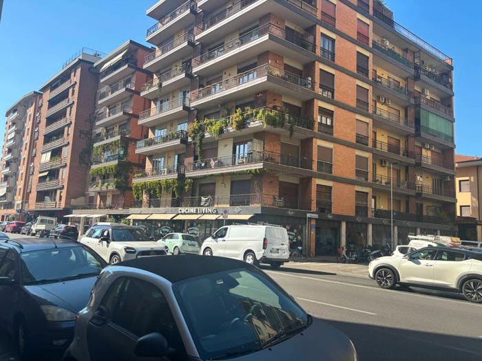 Appartamento trilocale in vendita in Via Francesco Baracca, Novoli, Firenze