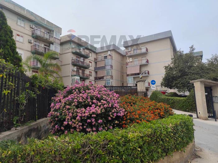 Appartamento trilocale in vendita in VIA BOSCARINO, Mazzarrona, Siracusa