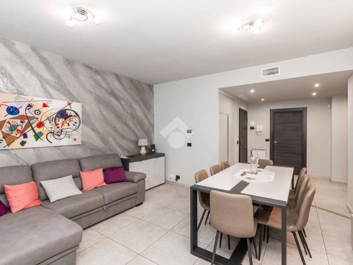 Appartamento quadrilocale in vendita in Strada Torino, Centro, Beinasco