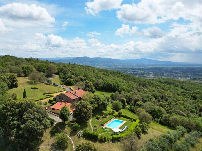 Casa con 6 locali in vendita in Via di Civitella in Val di Chiana, Centro, Civitella in Val di Chiana