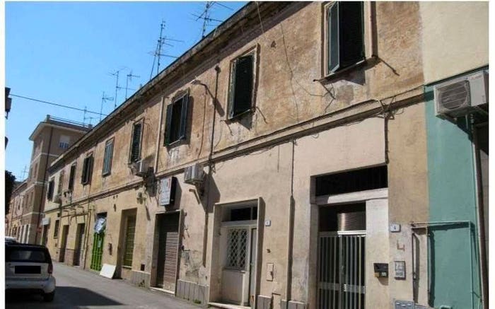 Appartamento quadrilocale in vendita in Via Monte Nero, Centro, Nettuno