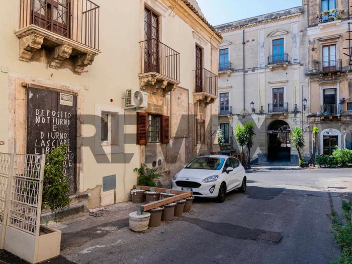 Appartamento monolocale in vendita in Via Michelangelo La Rosa Buccheri, Centro Storico, Catania
