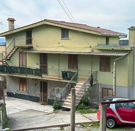 Appartamento quadrilocale in vendita in Contrada Cavaglioti, Gagliano, Catanzaro