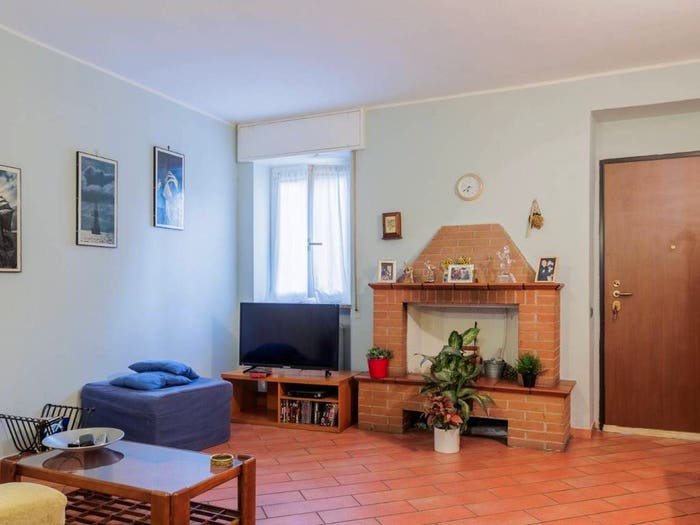 Appartamento bilocale in vendita in Via San Pietro, Centro, Caronno Pertusella