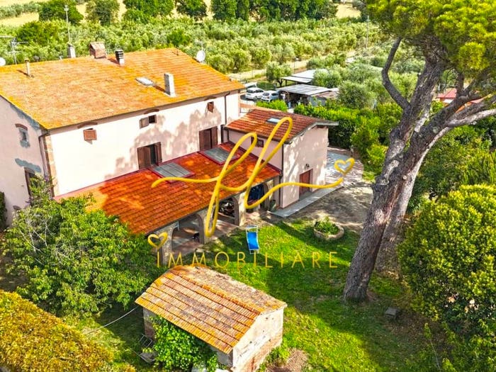 Casa con 6 locali in vendita in San Pietro in Palazzi Collemezzano Buca del Gatto, Cecina