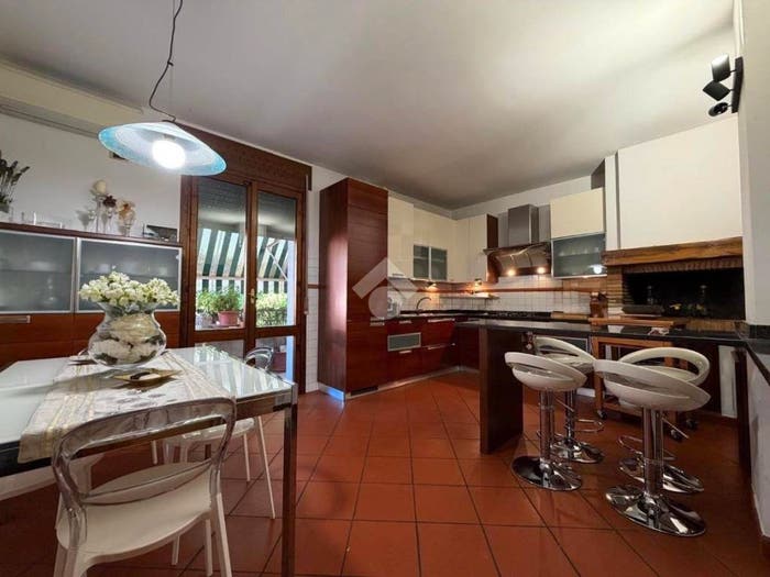 Appartamento con 5 locali in vendita in Viale Giosuè Carducci, Centro, Bertinoro
