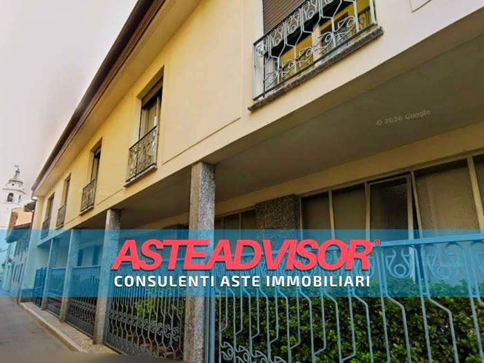 Appartamento con 6 locali in vendita in Via Sant'Antonio, Centro, Castano Primo