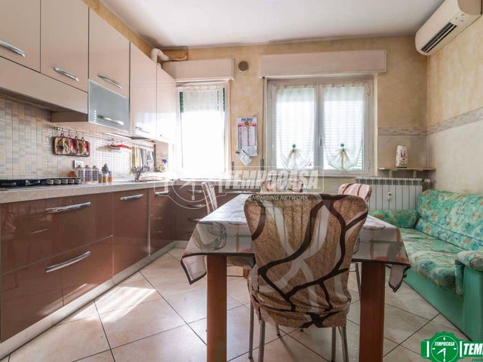 Appartamento bilocale in vendita in Via VENEZIA, Centro, Garbagnate Milanese