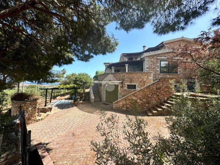 Casa quadrilocale in vendita in Via Contini, Budoni