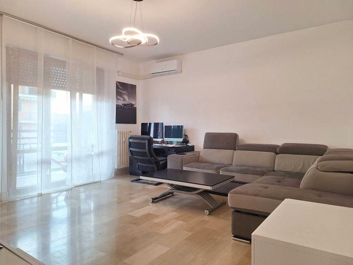 Appartamento trilocale in vendita in Via Legnano, Centro, Garbagnate Milanese