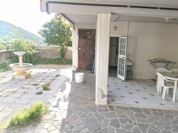 Casa quadrilocale in vendita in Via della Polledrara, Poli