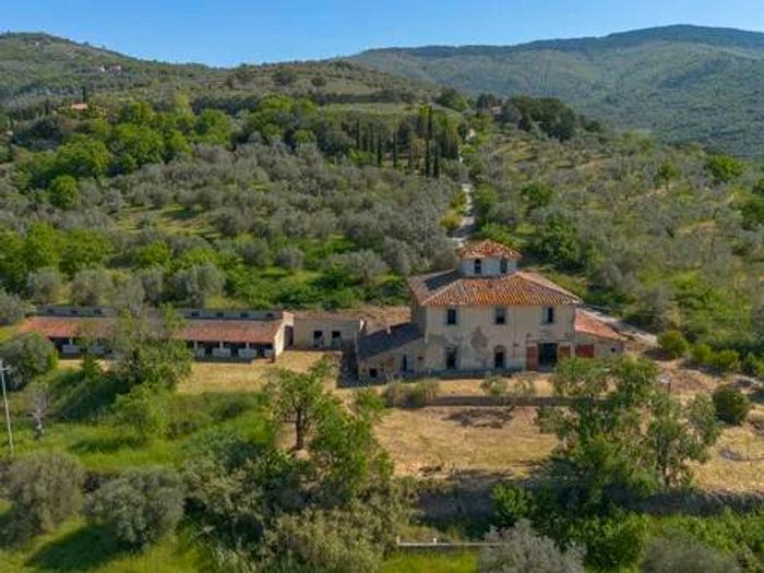 Casa con 6 locali in vendita in Località San Pietro A Cegliolo No Number, Cortona