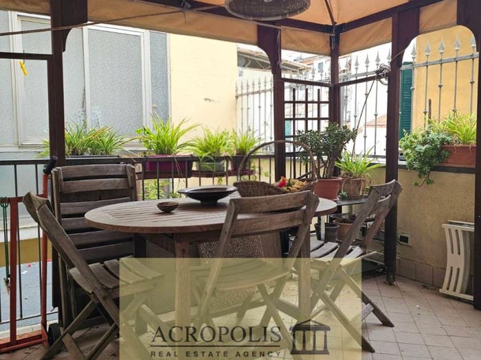 Appartamento con 6 locali in vendita in Via Giuseppe Mazzini, Centro, Viareggio