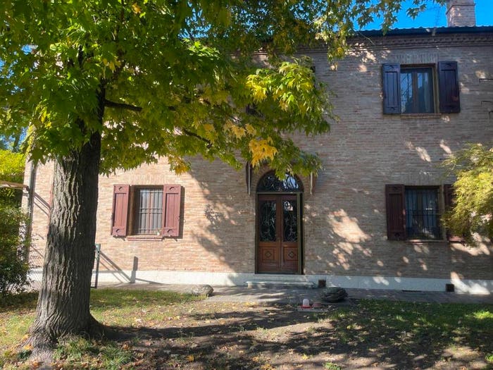 Casa con 6 locali in vendita in Viale Val Boniola, Comacchio, Ferrara