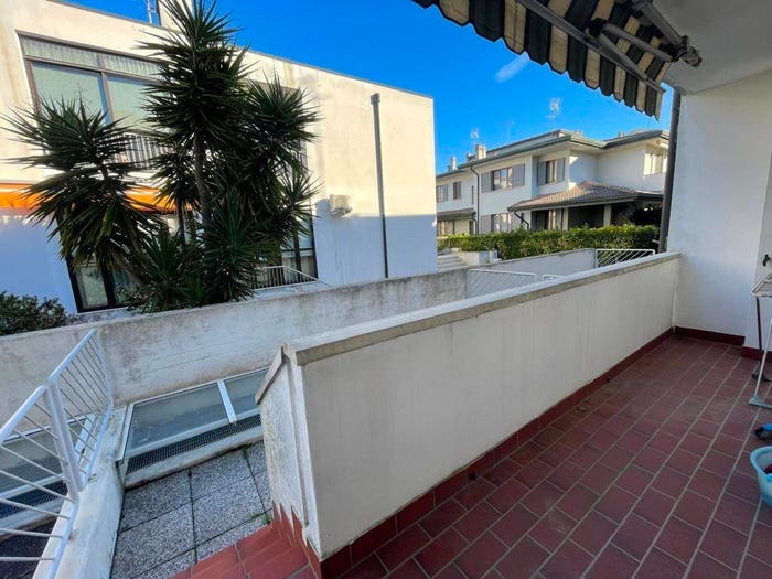 Casa con 6 locali in vendita in Via Nicolò Zeno, Sottomarina, Chioggia