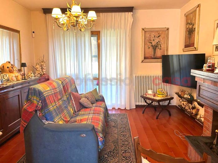Appartamento quadrilocale in vendita in GIOVANNI XXIII, Centro, Castelnuovo di Garfagnana