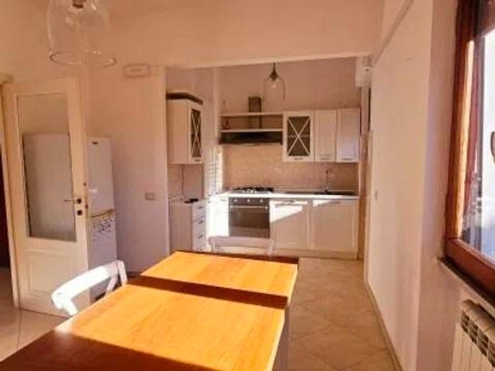 Appartamento con 6 locali in vendita in Avenza, Carrara