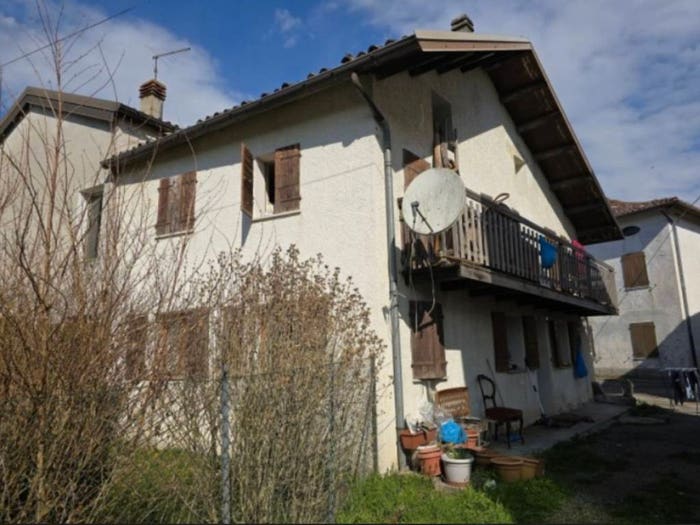 Appartamento quadrilocale in vendita in Piazza San Clemente, Feltre