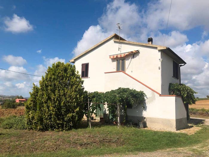 Casa con 6 locali in vendita in Magliano in Toscana