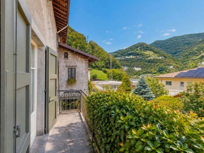 Casa quadrilocale in vendita in via Caloncia, Centro, Sedrina