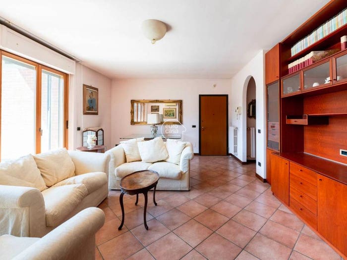 Appartamento quadrilocale in vendita in Via Cassiopea, Centro, Cassina de' Pecchi