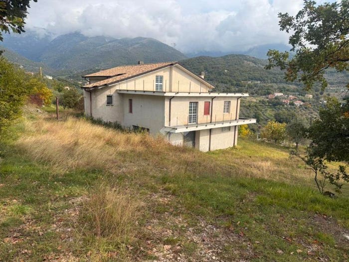 Casa con 6 locali in vendita in Via Treo, Treo I, Campoli Appennino
