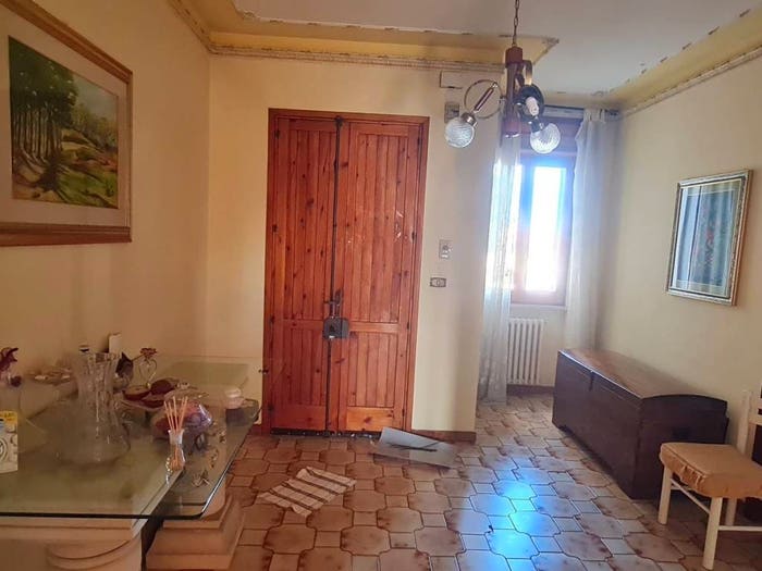 Appartamento con 6 locali in vendita in Via Bosco, Collepasso