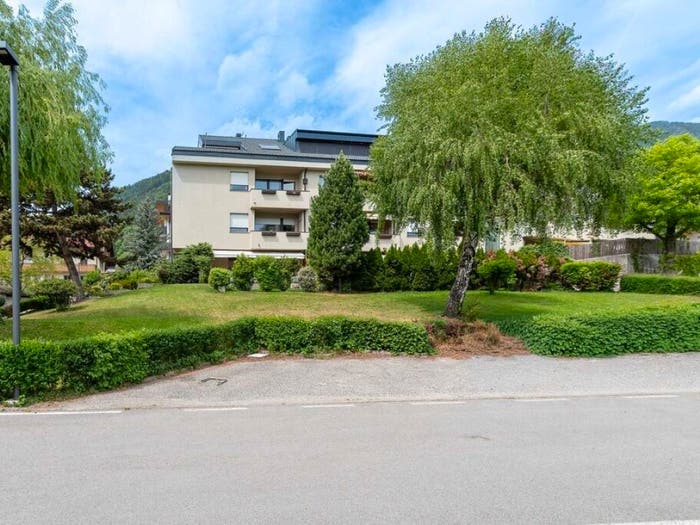 Appartamento con 5 locali in vendita in Via Alois Vittur, Centro, Varna
