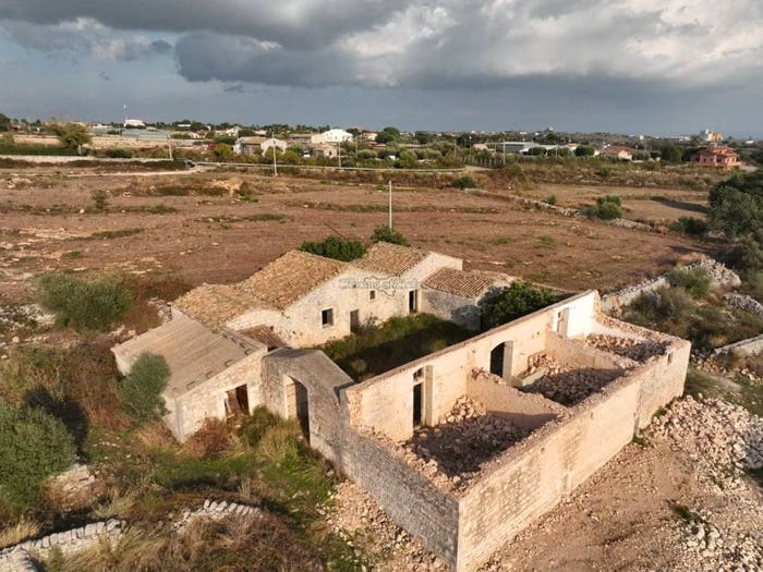 Casa con 5 locali in vendita in CONTRADA QUARTARELLA, Serrauccelli, Modica